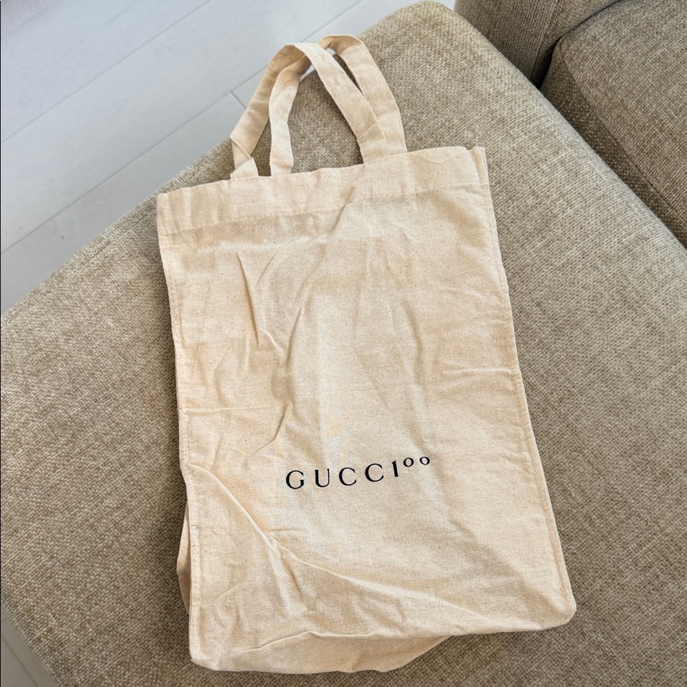 NEW! Gucci Beige Canvas Logo Tote Bag